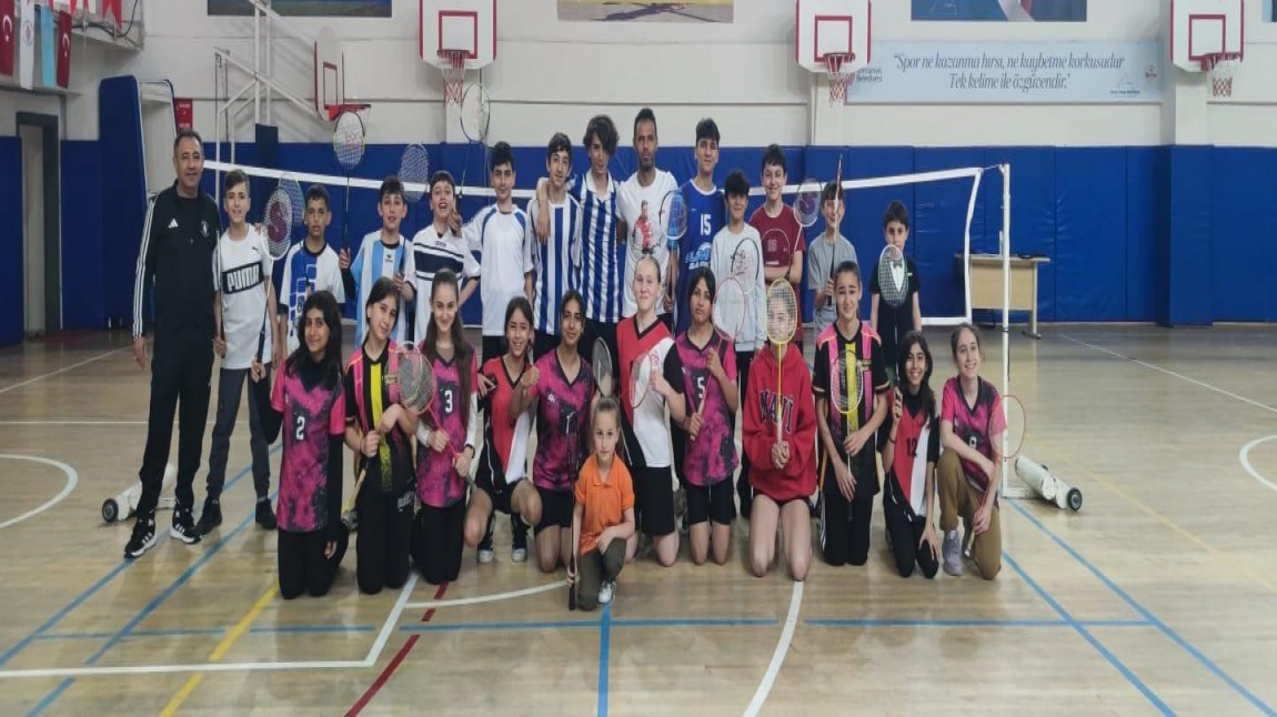 Okulumuz Badminton’dan yine başarıyla döndü!